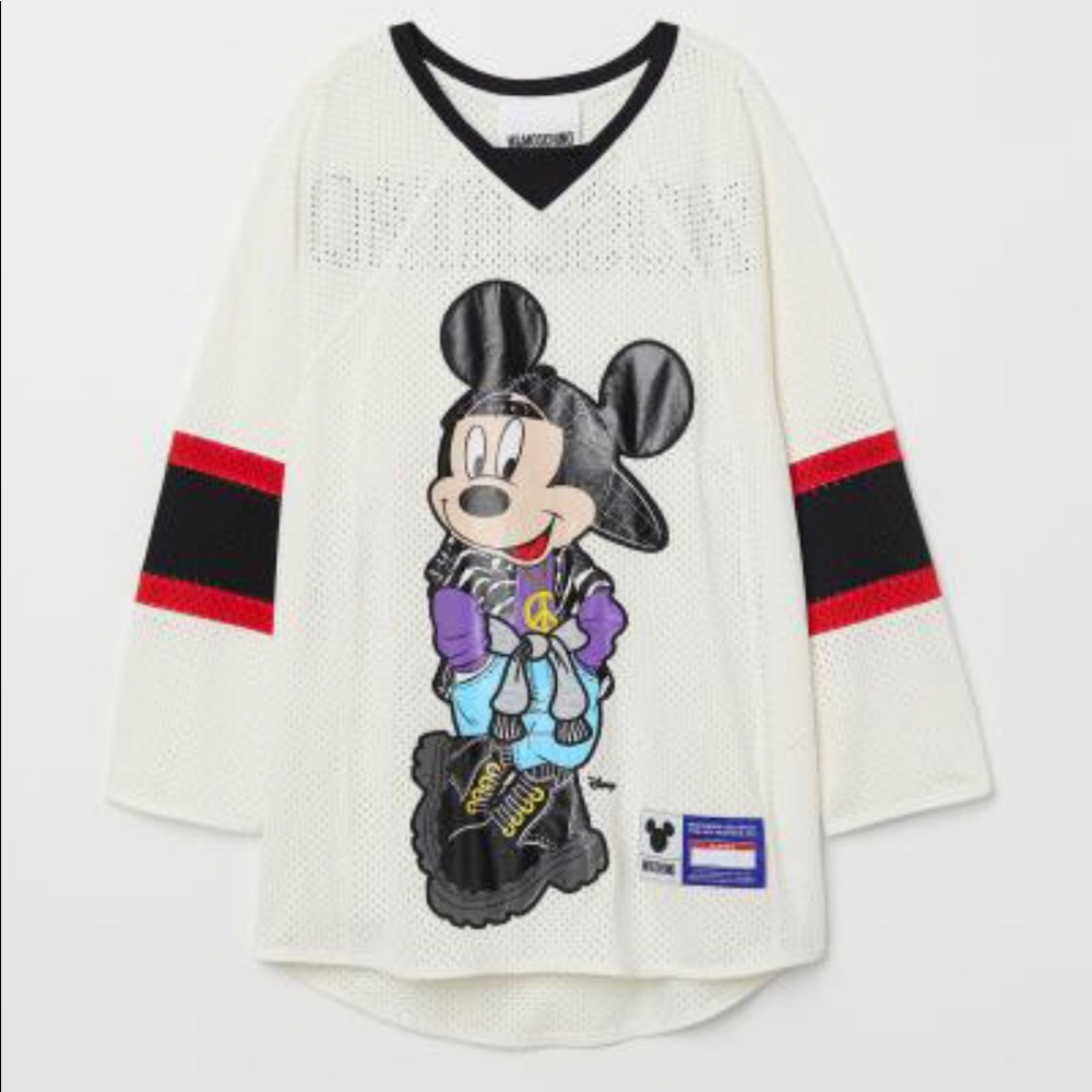 Oversized mesh t-shirt . Can be worn as dress